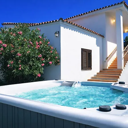 La Conia Sea View Retreat Apartmán